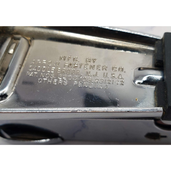Vintage Arrow No 105 Chrome Metal Handheld Desk Stapler - Picture 8 of 8